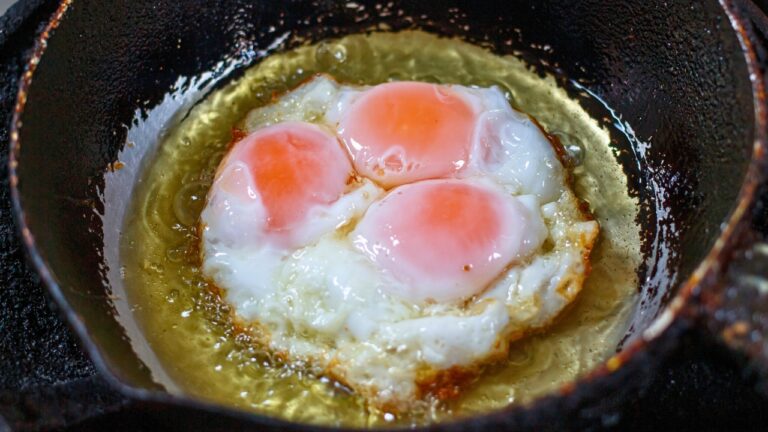 eggs frying